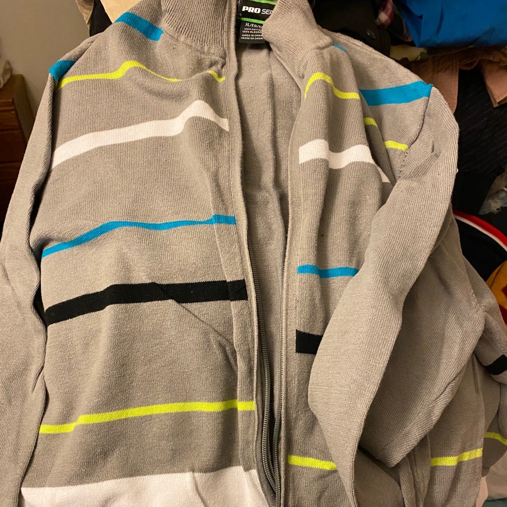 Sweater - Picture 2 of 2